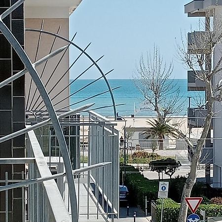 Appartamenti Carlotta Rimini Zewnętrze zdjęcie