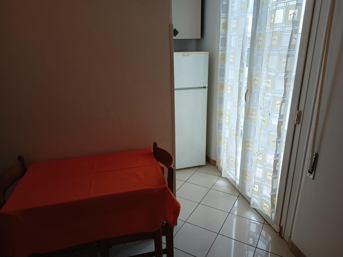 Appartamenti Carlotta Rimini Zewnętrze zdjęcie