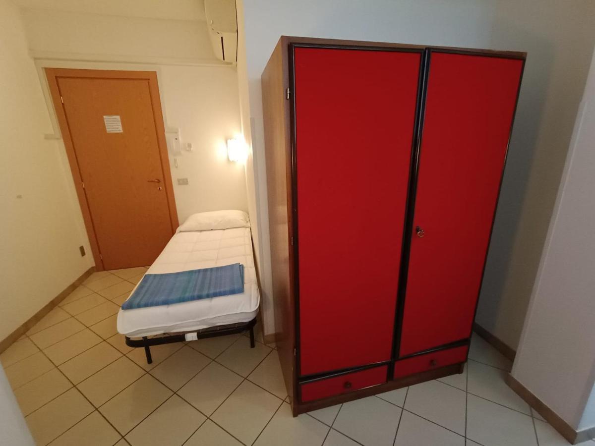 Appartamenti Carlotta Rimini Zewnętrze zdjęcie